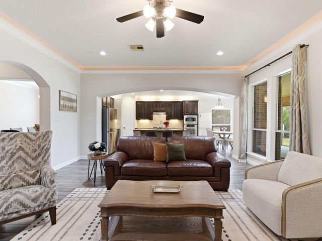 2710 King Point View Lane, Spring, TX 77388