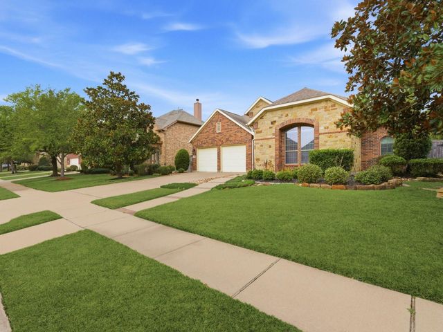 2710 King Point View Lane, Spring, TX 77388