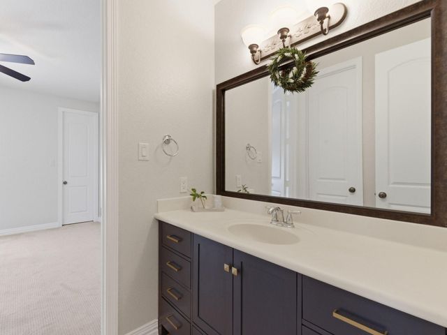 2710 King Point View Lane, Spring, TX 77388