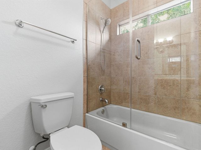 2710 King Point View Lane, Spring, TX 77388