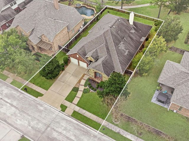 2710 King Point View Lane, Spring, TX 77388