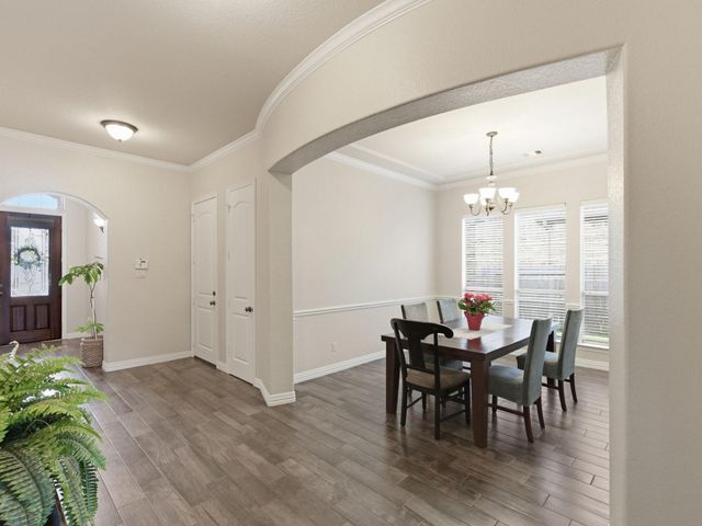 2710 King Point View Lane, Spring, TX 77388