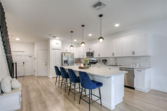 25136 SW 107th Ave, Homestead, FL 33032