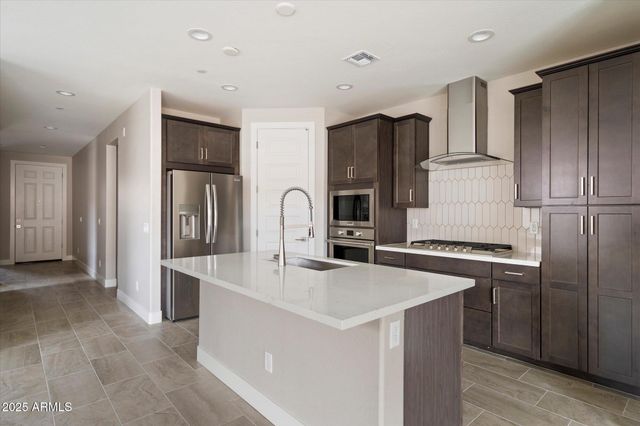 32017 N 117th Drive, Peoria, AZ 85383