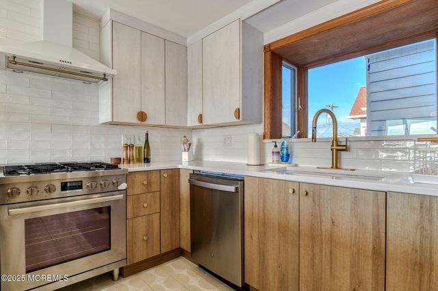 113 Central Avenue 2, Ocean Grove, NJ 07756