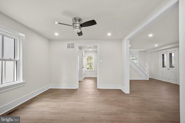 2090 DURHAM RD, Doylestown, PA 18902