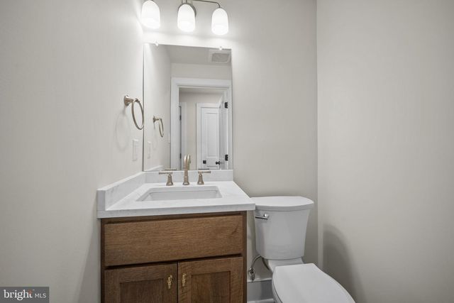 2090 DURHAM RD, Doylestown, PA 18902