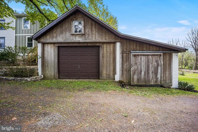 2090 DURHAM RD, Doylestown, PA 18902