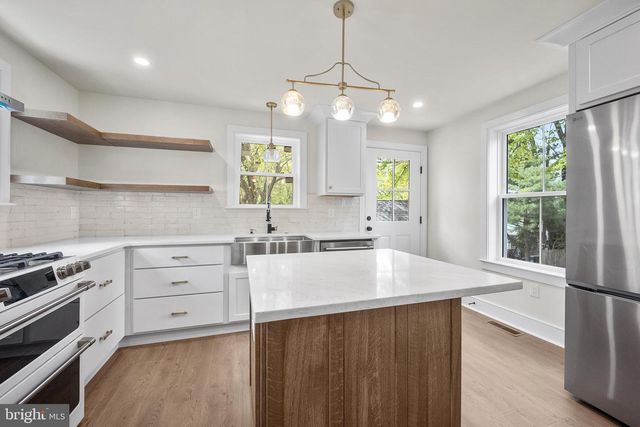 2090 DURHAM RD, Doylestown, PA 18902