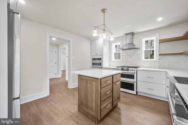 2090 DURHAM RD, Doylestown, PA 18902