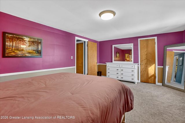 2540 E Round Lake Road, Dewitt, MI 48820