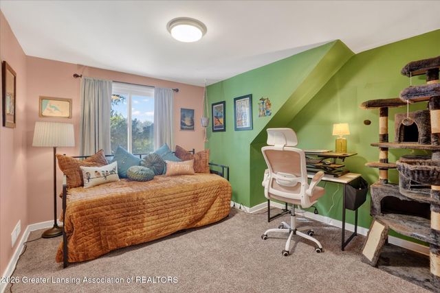 2540 E Round Lake Road, Dewitt, MI 48820