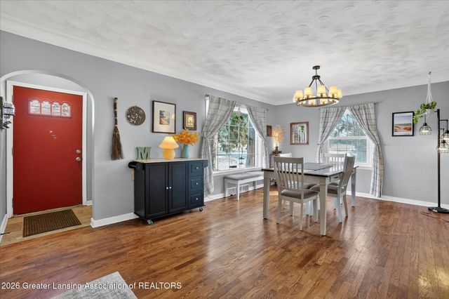 2540 E Round Lake Road, Dewitt, MI 48820