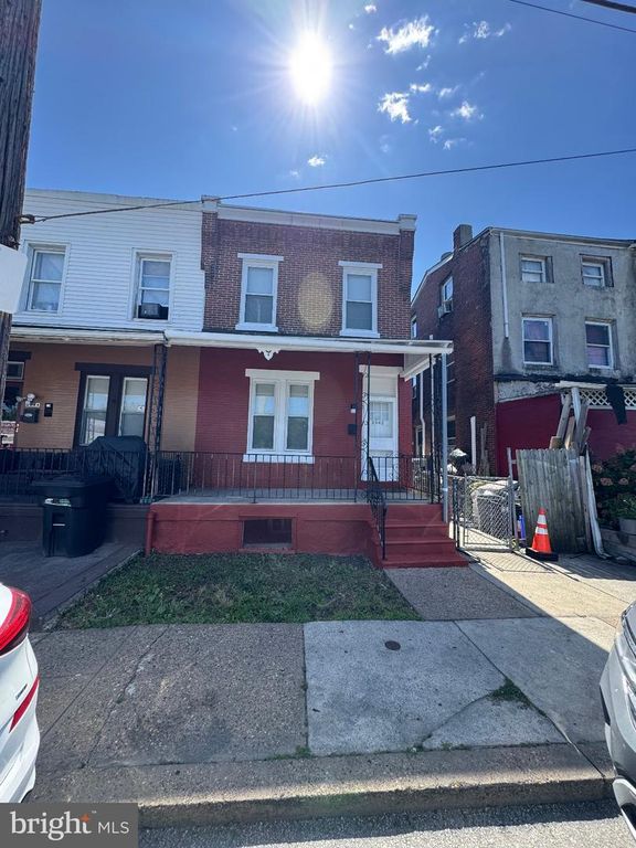 2042 CEMETERY AVE, PHILADELPHIA, PA 19142 — photo 2