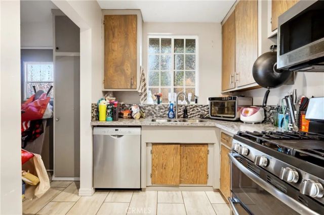17811 Ludlow Street, Granada Hills, CA 91344