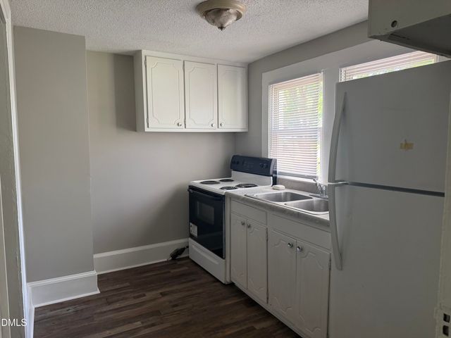 511 E Woodall Street, Smithfield, NC 27577