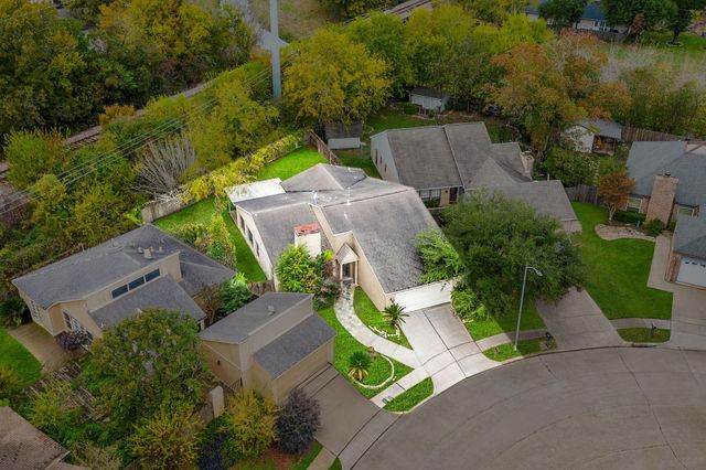 5455 Oakhaven Lane, Houston, TX 77091