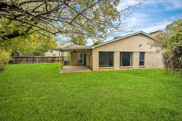 5455 Oakhaven Lane, Houston, TX 77091