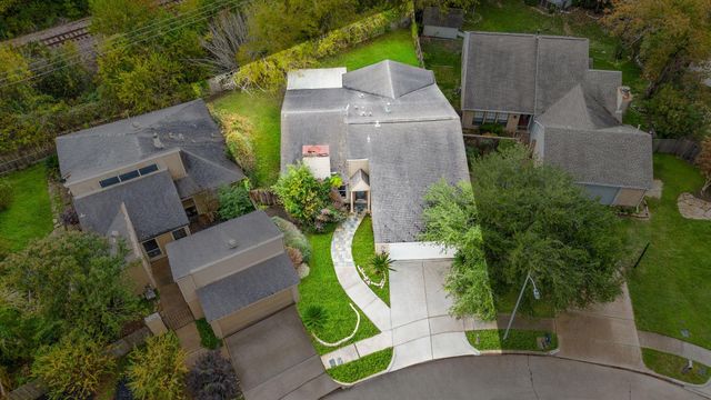 5455 Oakhaven Lane, Houston, TX 77091