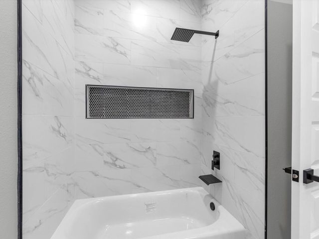 8010 Easter Street A, Houston, TX 77008