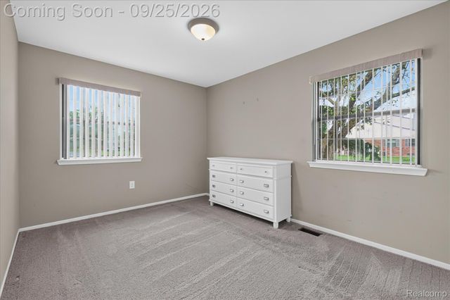 43598 W Arbor Way Drive 114, Canton Charter Township, MI 48188