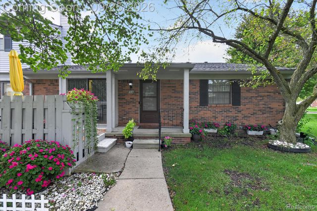 43598 W Arbor Way Drive 114, Canton Charter Township, MI 48188