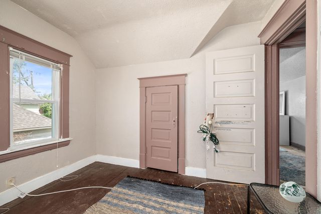 1005 Adams Street SE, Grand Rapids, MI 49507