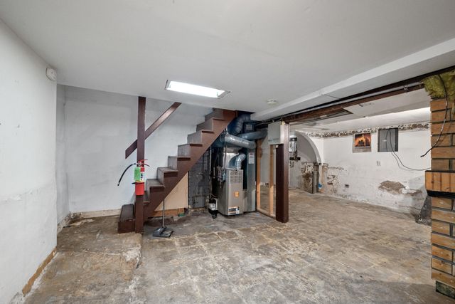 1005 Adams Street SE, Grand Rapids, MI 49507