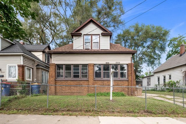 1005 Adams Street SE, Grand Rapids, MI 49507