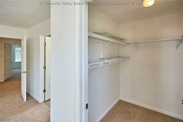 6565 Roosevelt Avenue, Charleston, WV 25304