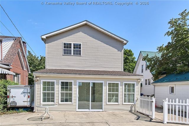 6565 Roosevelt Avenue, Charleston, WV 25304