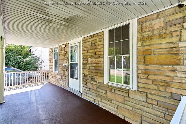 6565 Roosevelt Avenue, Charleston, WV 25304