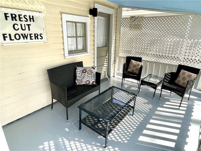 30 Kingshighway, Eureka Springs, AR 72632