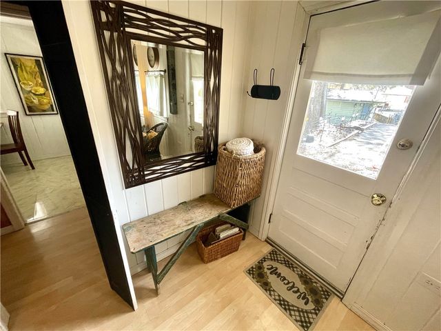 30 Kingshighway, Eureka Springs, AR 72632