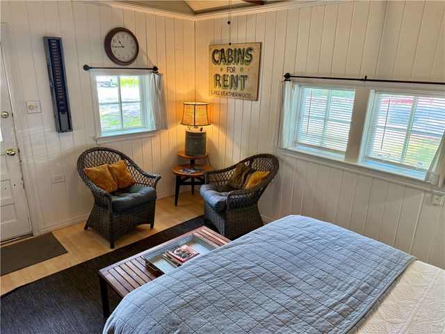30 Kingshighway, Eureka Springs, AR 72632