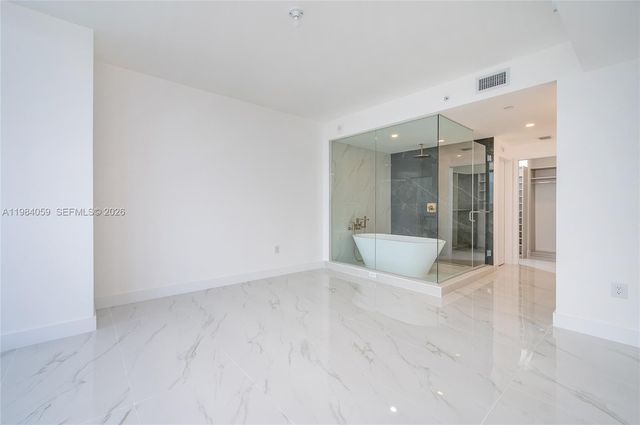 700 NE 24th St 3504, Miami, FL 33137