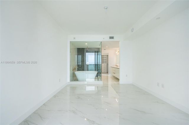 700 NE 24th St 3504, Miami, FL 33137