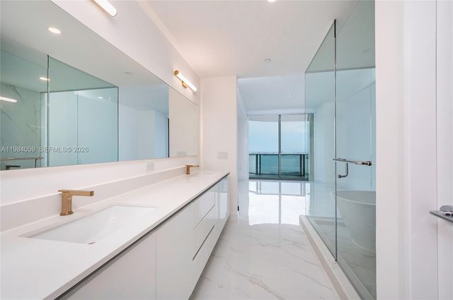 700 NE 24th St 3504, Miami, FL 33137