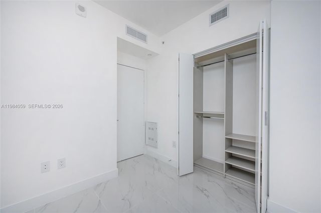 700 NE 24th St 3504, Miami, FL 33137