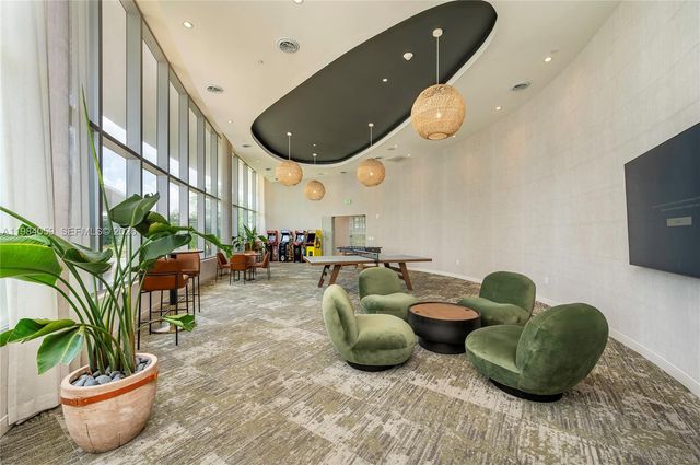 700 NE 24th St 3504, Miami, FL 33137