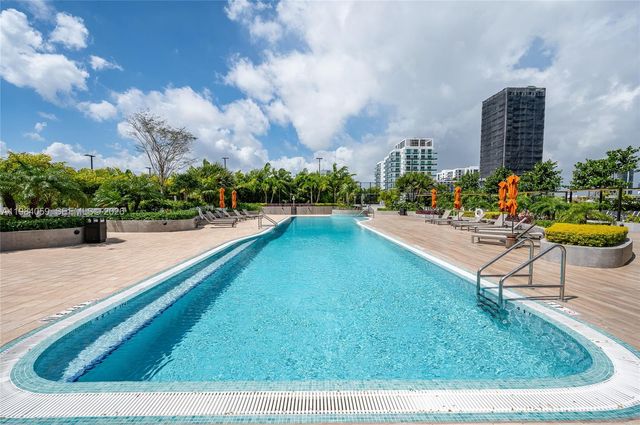 700 NE 24th St 3504, Miami, FL 33137