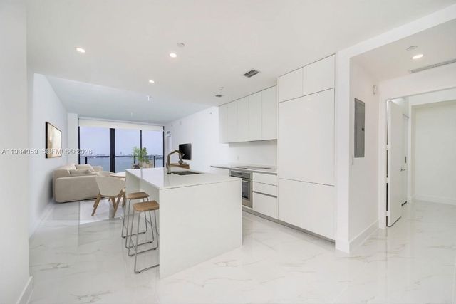 700 NE 24th St 3504, Miami, FL 33137