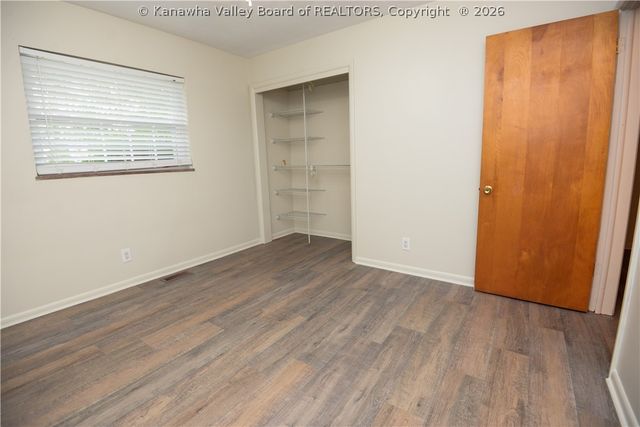 941 S Walnut Street, St Albans, WV 25177
