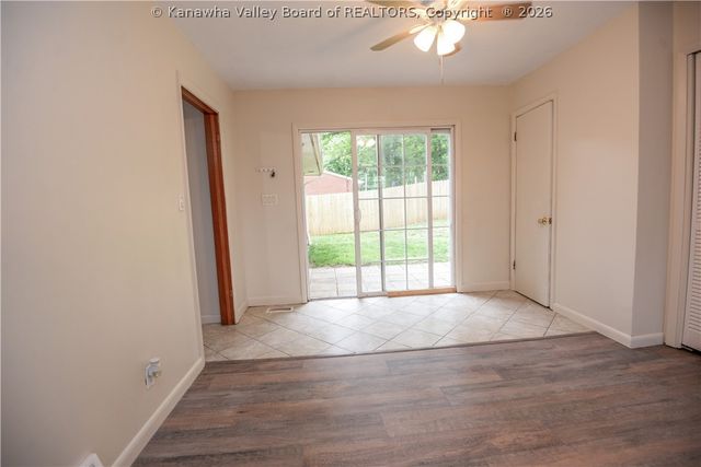 941 S Walnut Street, St Albans, WV 25177