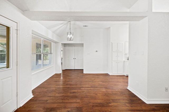 917 Garden View DR, Georgetown, TX 78628