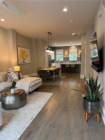 3471 Landen Pine Court NE, Atlanta, GA 30305
