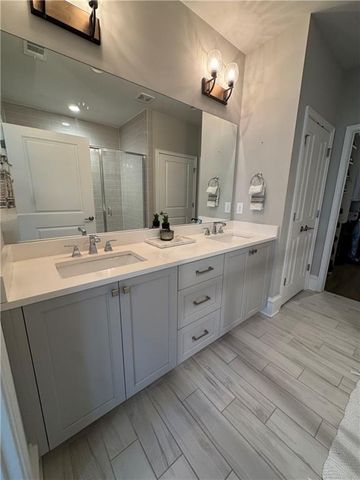 3471 Landen Pine Court NE, Atlanta, GA 30305