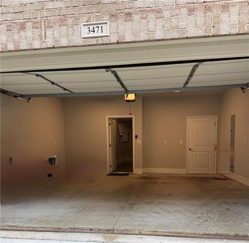 3471 Landen Pine Court NE, Atlanta, GA 30305