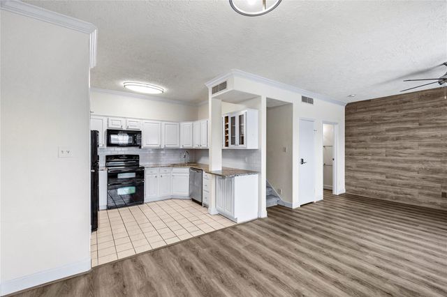 921 Marine Drive 340, Galveston, TX 77550