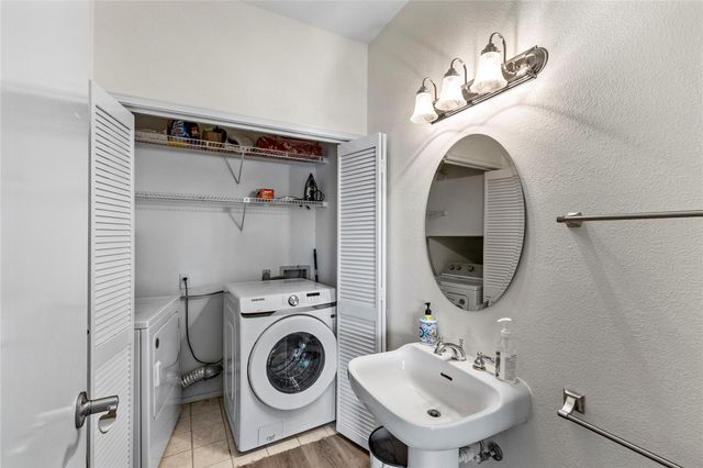 921 Marine Drive 340, Galveston, TX 77550